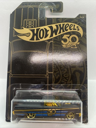 Hot wheels anniversario - hot, 50°