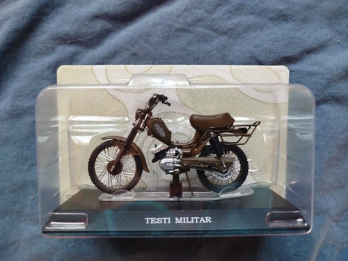 Modellino motorino testi