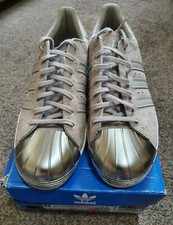 Adidas Suoerstar punta in metallo anni '80 con taglia 9 UK (nuova con etichette)