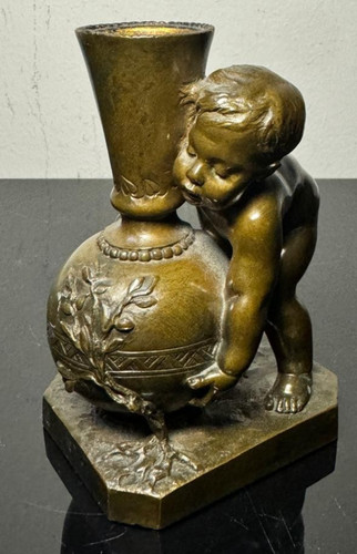 Putto bronzo con vaso - putto, in