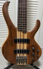 Ibanez basso 5 corde BTB 675 /