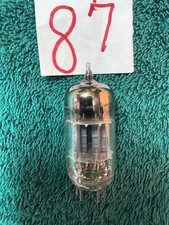 One 12DF7 o 12DT7 autoradio