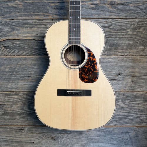 Larrivee ooo guitar - larrivee, ooo-03