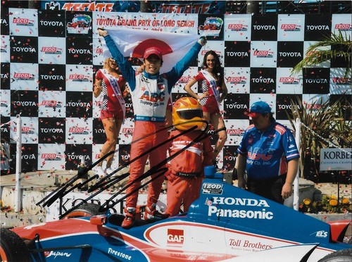 Foto firmata takuma - takuma, sato