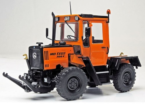 Modellino trattore diecast