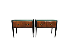 Comodini anni '60 con piano a specchio | Comodini vintage | Comodini design 1960