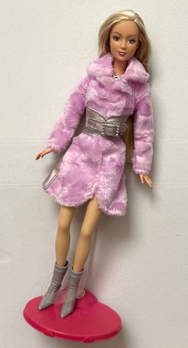 Barbie fashion fever kayla - fashion,