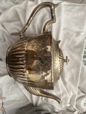 Teiera Sheffield Royal Family