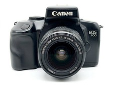 Canon EOS 700 Kit SLR