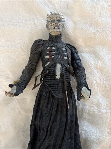 Neca hellraiser pinhead - hellraiser,