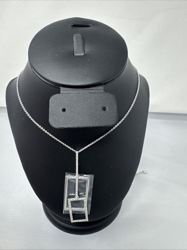Collana con ciondolo