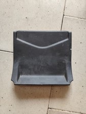 Center cover rear tail - center,