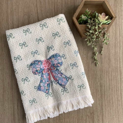 Applique fiocco asciugamano