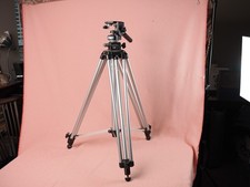 Bogen Manfrotto 3046 Tripod