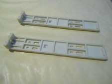 OLIVETTI M24 - COPPIA SLITTE USATE PER FLOPPY DISK DRIVE O HARD DISK  DA  5.25"