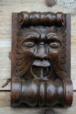 Cimasa  in legno noce cornice  scultura sovraporta