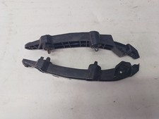 Coppia staffe paraurti