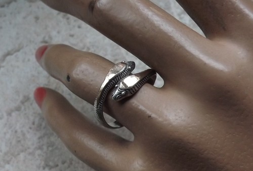 Stupendo anello antico - , in