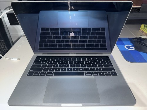 Macbook pro pollici - pollici, 2018