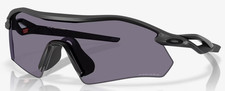 Occhiali da sole Oakley OO9495D-0636 piastra radar nero opaco con lenti grigie Prizm