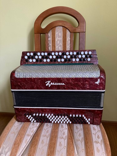 Bayan kreminne fisarmonica - bayan,