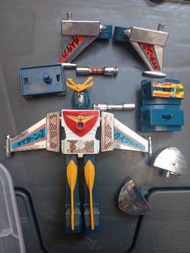 Daitarn robot mini vehicle - robot,