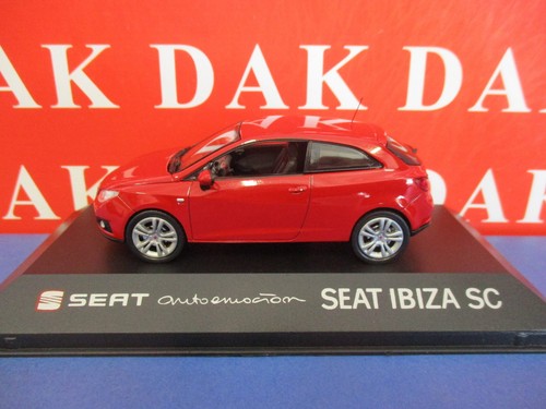 Die cast modellino auto - 1/43,
