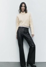 PANTALONI IN PELLE SVARATA