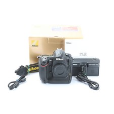 Nikon D4 + 49 K Scatti + TOP