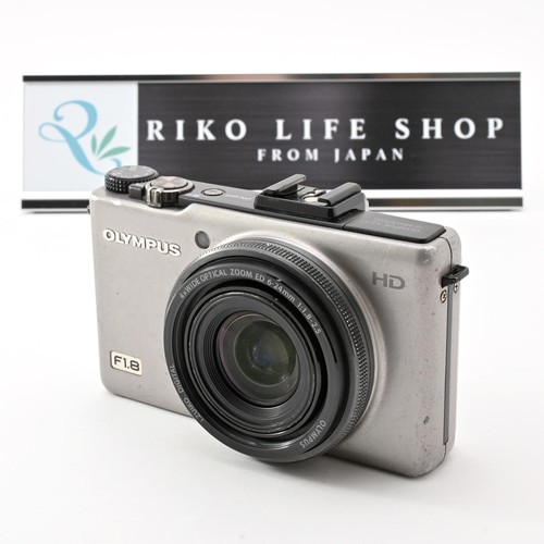 Fotocamera digitale compatta