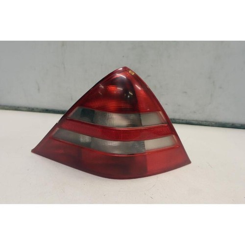 Faro posteriore destro - posteriore,