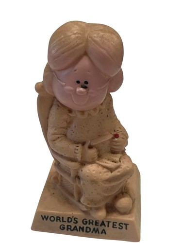 Statuina nonna più grande del