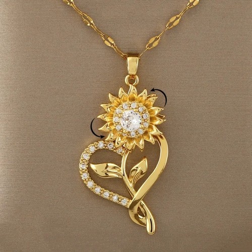 Collana con ciondolo zirconi