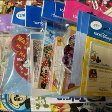 Disney Resort Retro Raro