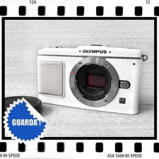 OLYMPUS PEN E-P1 -  MIRRORLESS TOP DI GAMMA CON SOLO 5.200 SCATTI