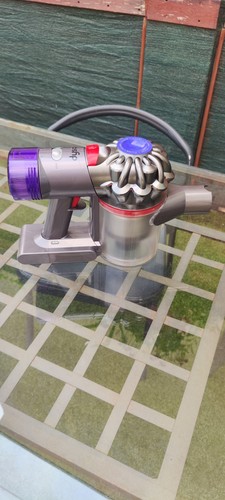 Dyson - , v8