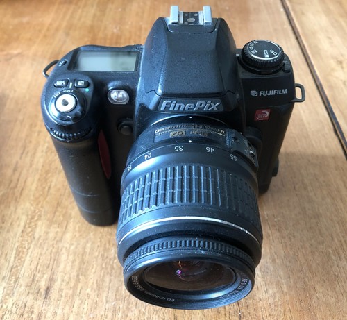 Fuji pro avec nikkor s - s2,