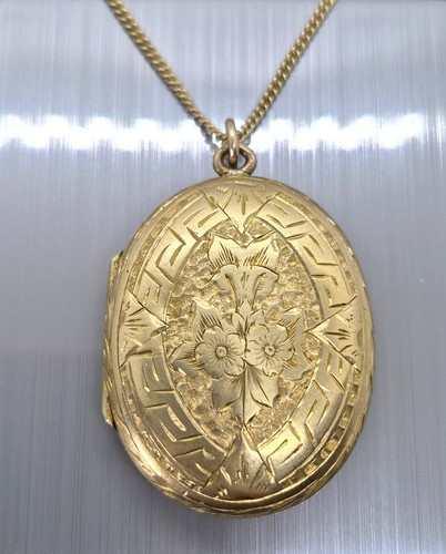 Collana antica grande
