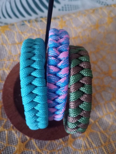 Tris braccialetti corda - di,