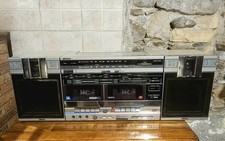IRRADIO WM961 High Power Compo – Stereo Boombox Anni ’80 – Revisionato..