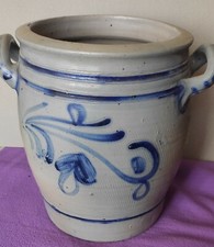 Orcio antico in terracotta di fine 800 proveniente dalla Germania. Fatto a mano.