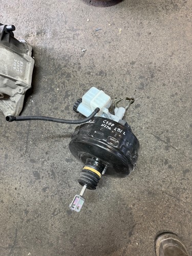 Mercedes c200 w204 2012 servo - w204,