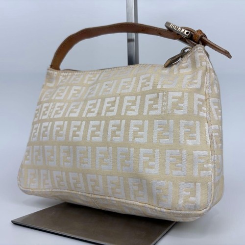 Fendi zucchino logo - zucchino,
