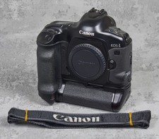 CANON EOS 1V + POWER DRIVE BOOSTER PB-E2