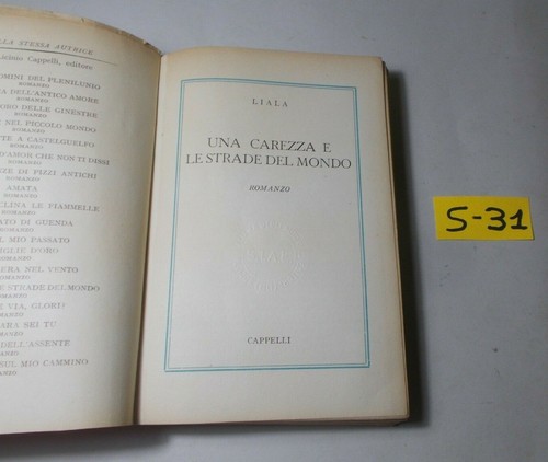 Libro romanzo una - una, le