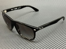 Occhiali da sole uomo RAY BAN RB4147 601 32 quadrati neri 56 mm