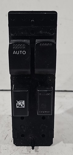 Pulsantiera anteriore sinistra - anteriore,