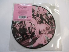 RED HOT CHILI PEPPERS - HUMP