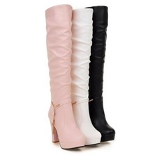 Stivali donna sexy sopra il