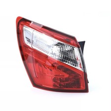 Faro Fanale Posteriore Sinistro Nissan Qashqai 2010-2013 Nuovo